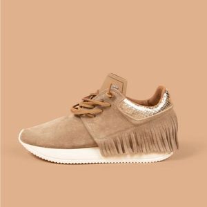 Esseutesse Beige Suede Fringe gold Sneaker size 36 send an offer made in italy